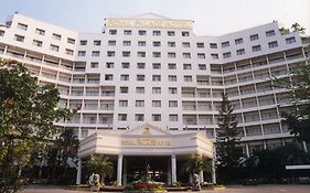 Royal Palace Hotel  3*